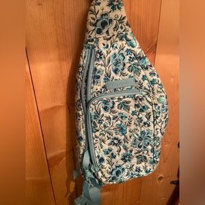 Vera Bradley sling bag